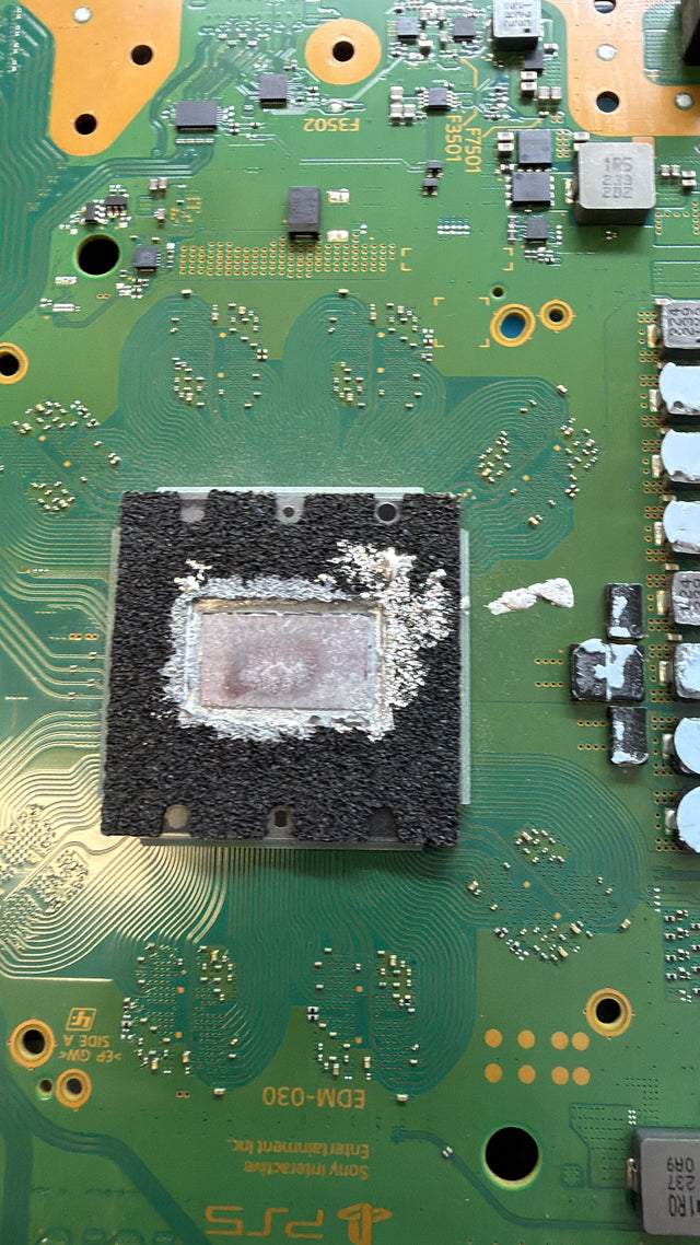 PS5 CPU Liquid Metal Wechseln