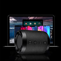Tragbarer Bluetooth-Lautsprecher, tragbares Soundsystem, 5 W, Stereo-Musik-Surround, wasserdichter Outdoor-Lautsprecher