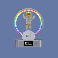 Y-558 Magnetschwebe-Astronaut TWS Bluetooth-Lautsprecher mit RGB-Licht, Stil:, Golden Basic, Silver Basic, Golden Clock Model, Silver Clock Model, Golden Wireless Charging, Silver Wireless Charging